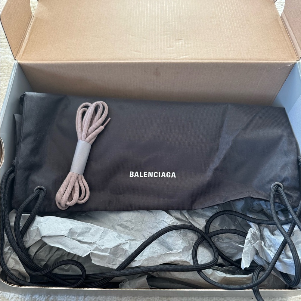 Balenciaga Women’s Track Recycled-sole Sneakers Light Khaki Size 36 - Picture 7 of 8